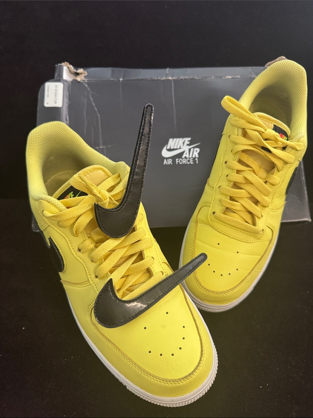 Nike Air Force 1 '07 LV8 3 "Yellow Pulse" (w/ interchangeable swooshes) sz 10